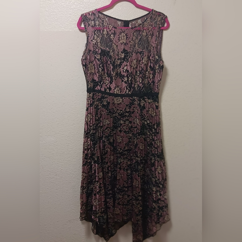 Elegant Floral Lace Dress
